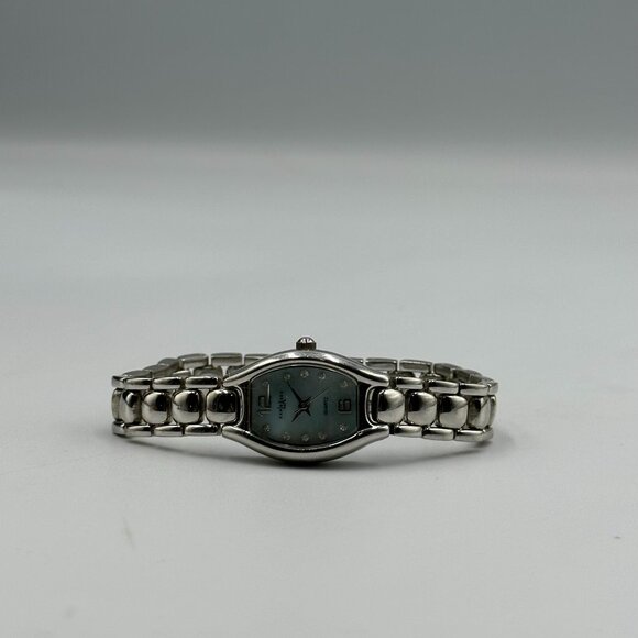 3/$30 L.A. Express Watch Women Silver Tone Blue Mother Of Pearl Dial 6.5" - Picture 8 of 14